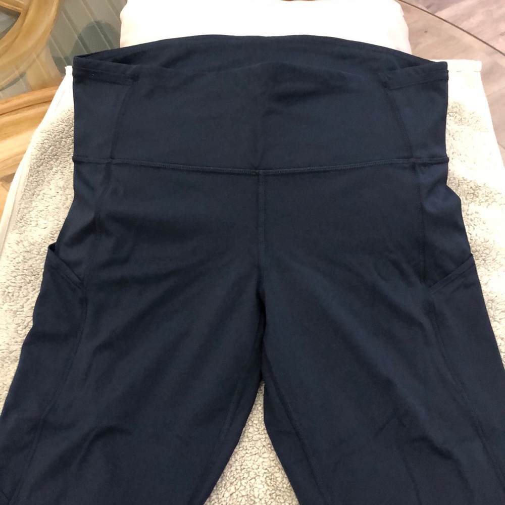 Lululemon workout pants